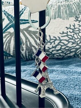 Eiffel Tower and Flag Keychain - Silver with Red, White & Blue Accents